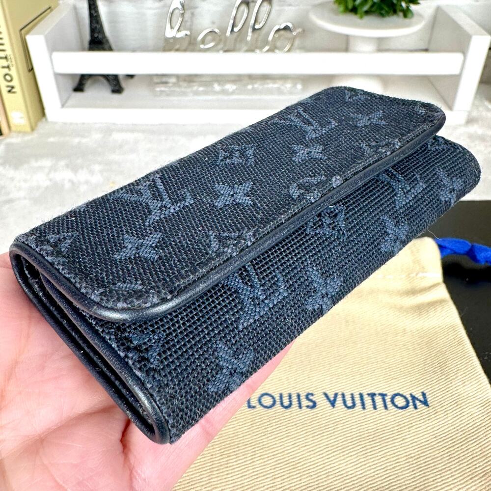 Louis Vuitton Denim key cles 4 Key holder fob keychain Excellent!! - Picture 3 of 12
